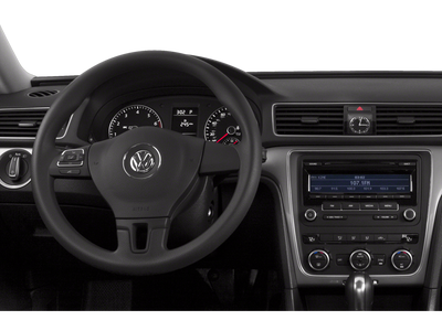2015 Volkswagen Passat 4dr Sdn 1.8T Auto S PZEV