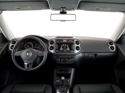 2011 Volkswagen Tiguan 4WD 4dr S 4Motion