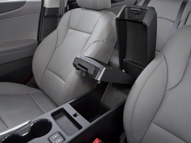 2013 Hyundai SONATA 4dr Sdn 2.4L Auto GLS