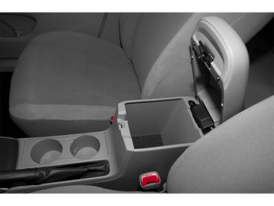 2013 Toyota Corolla 4dr Sdn Auto LE (Natl)