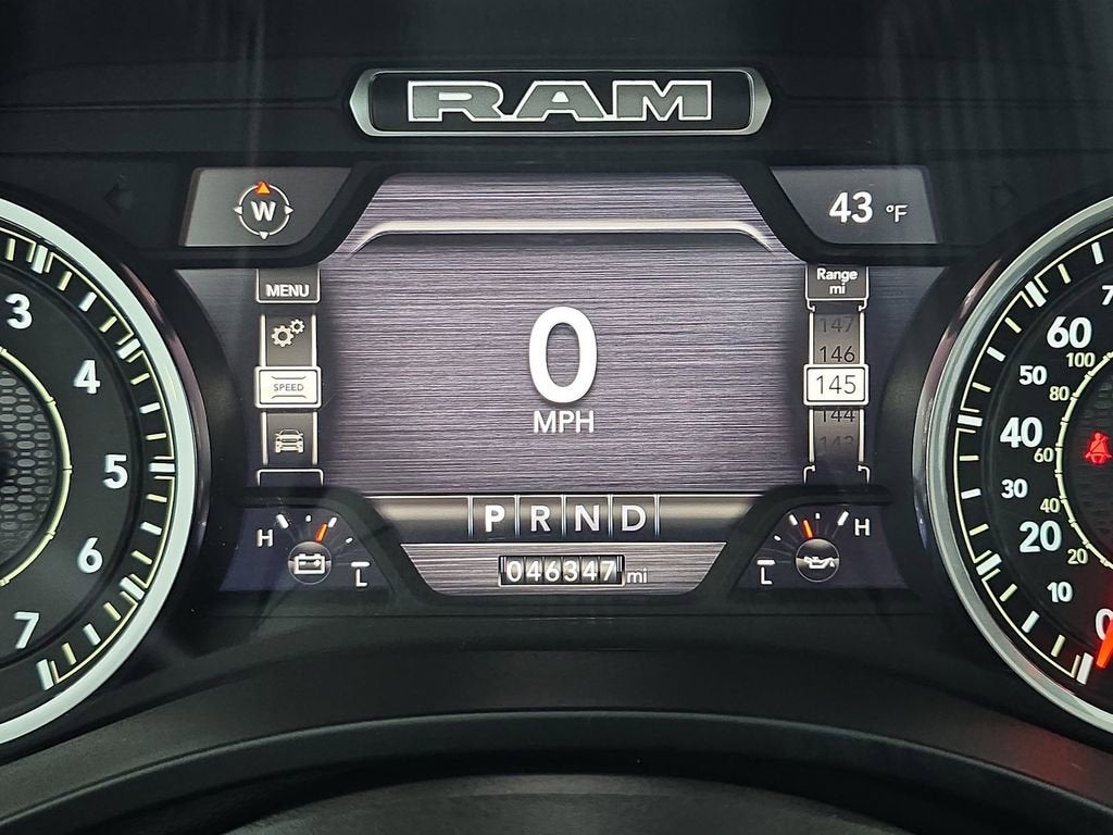 2023 RAM 1500 Laramie Crew Cab 4x4 6'4" Box