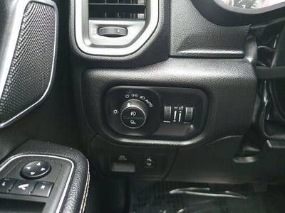 2023 RAM 1500 Laramie Crew Cab 4x4 6'4" Box