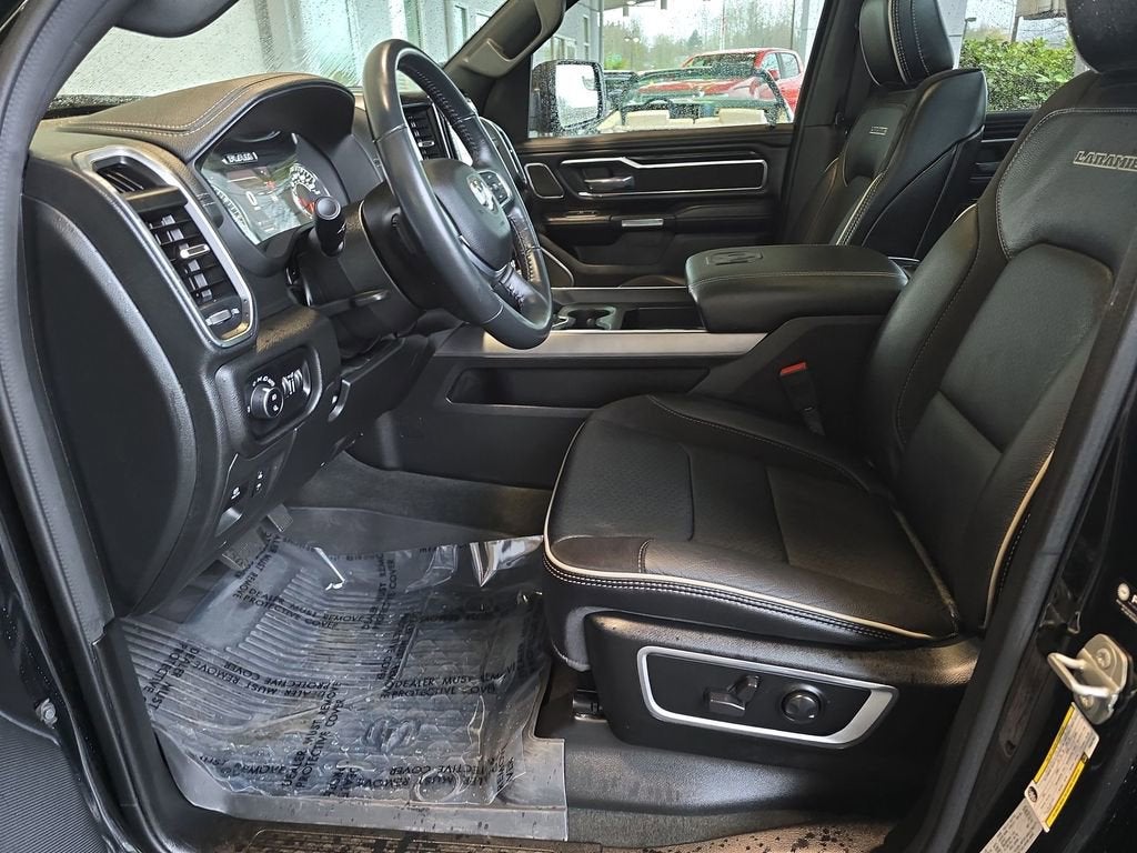 2023 RAM 1500 Laramie Crew Cab 4x4 6'4" Box