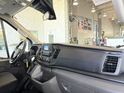 2025 Ford Transit Passenger Wagon XL