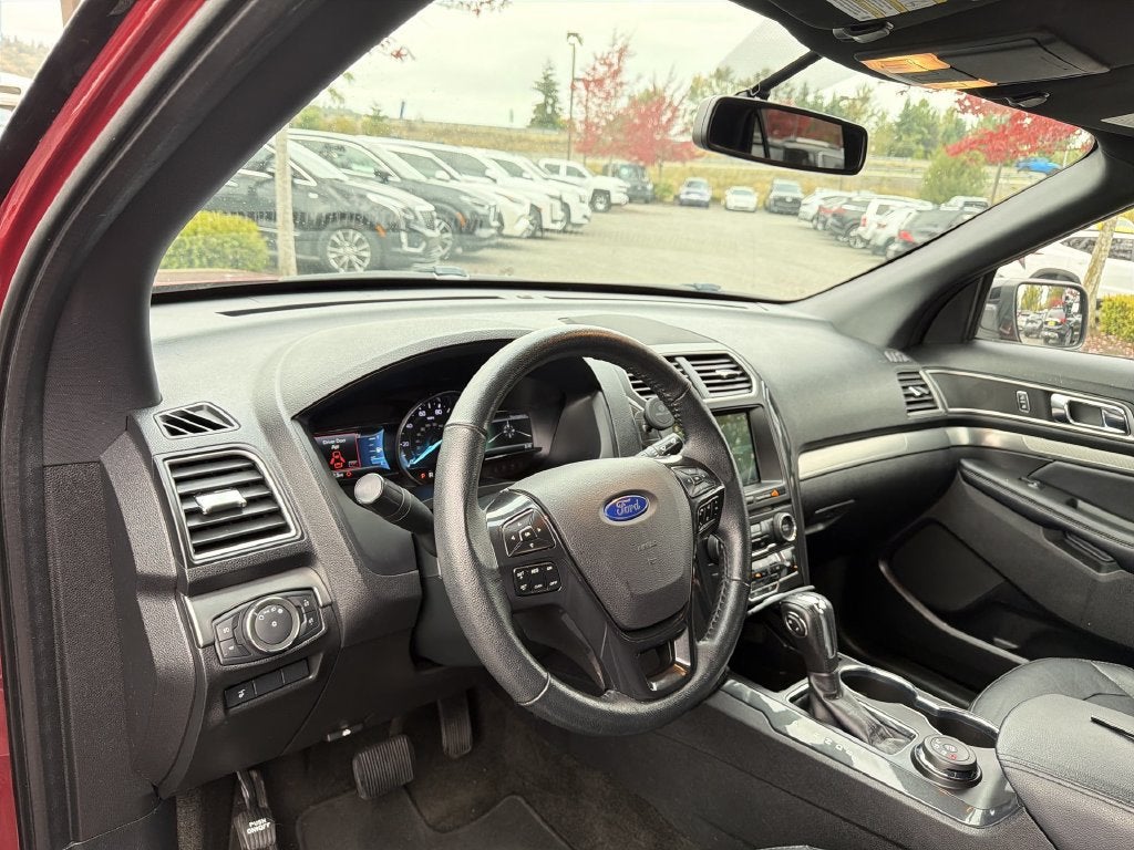 2018 Ford Explorer XLT - Photo 11