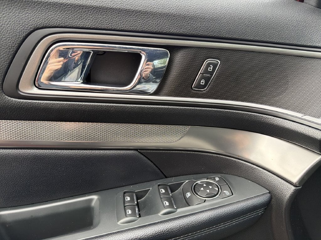 2018 Ford Explorer XLT - Photo 24