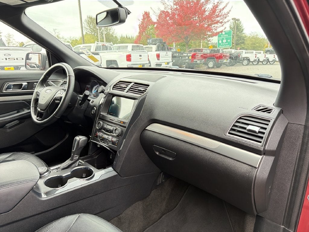 2018 Ford Explorer XLT - Photo 29