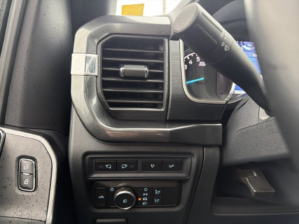 2022 Ford F-150 XLT - Photo 18