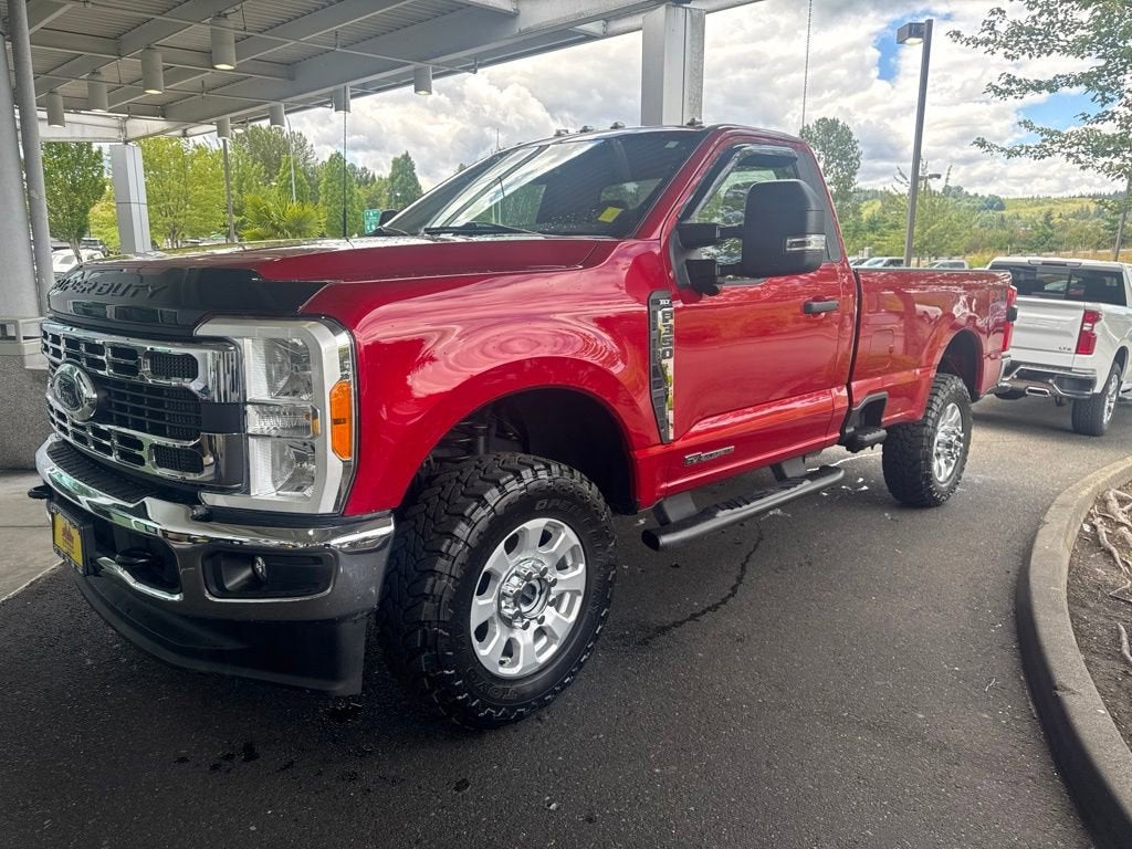 2023 Ford F-350 XLT