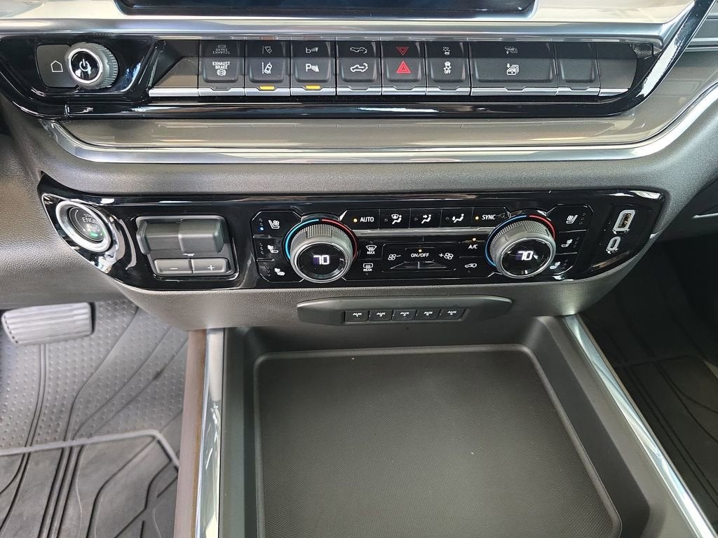 2025 Chevrolet Silverado 3500 HD High Country