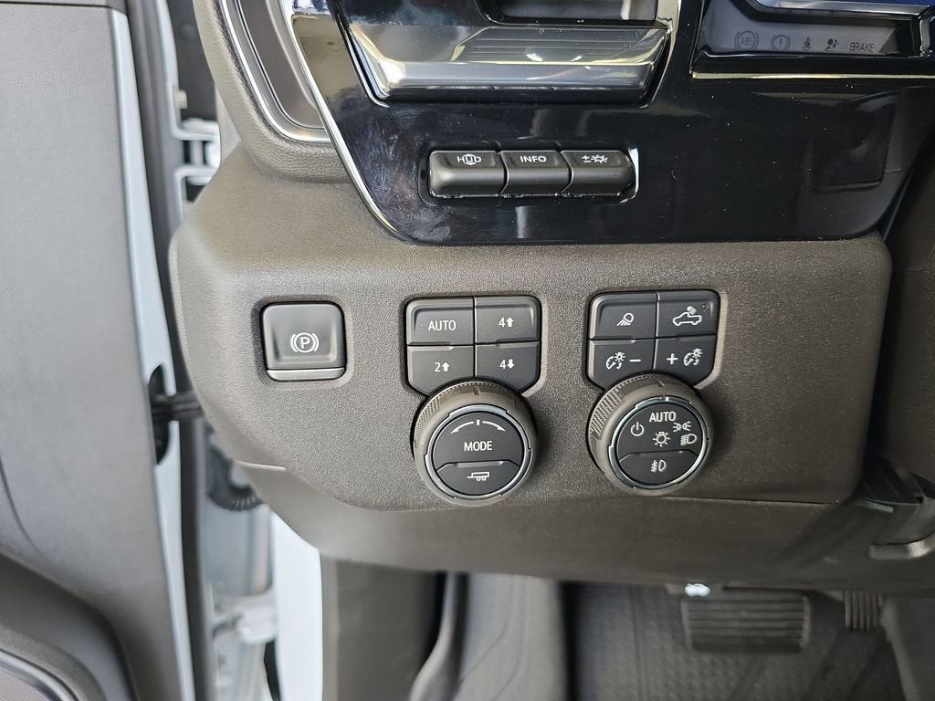 2025 Chevrolet Silverado 3500 HD High Country