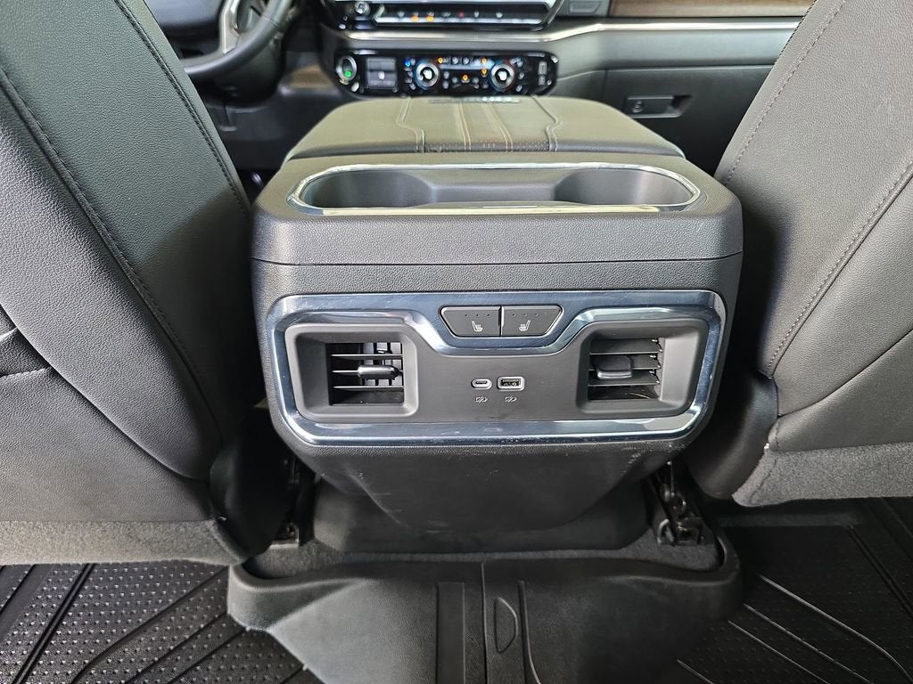 2025 Chevrolet Silverado 3500 HD High Country