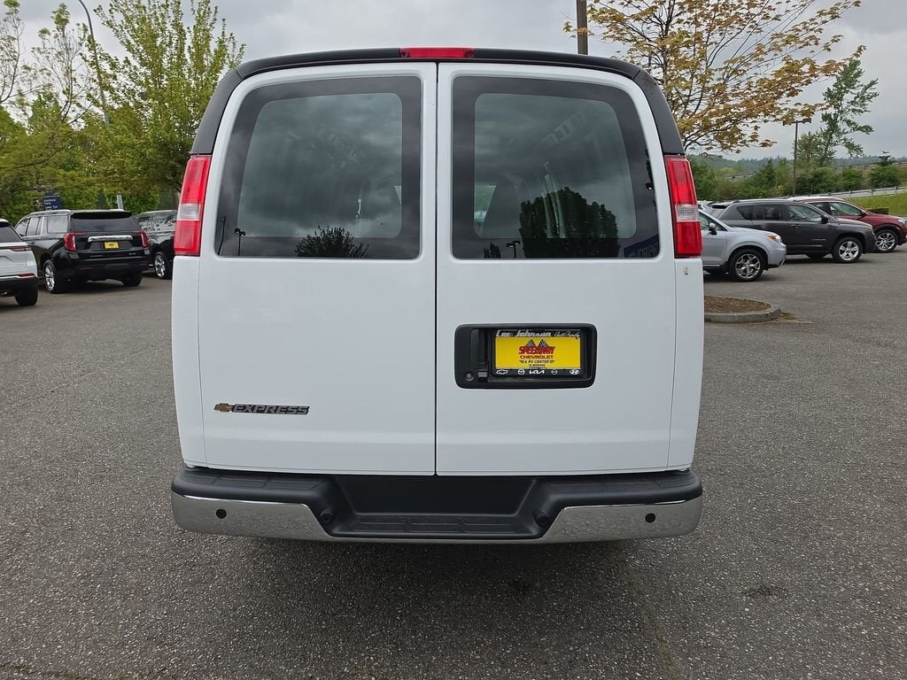 2026 Chevrolet Express Cargo WT