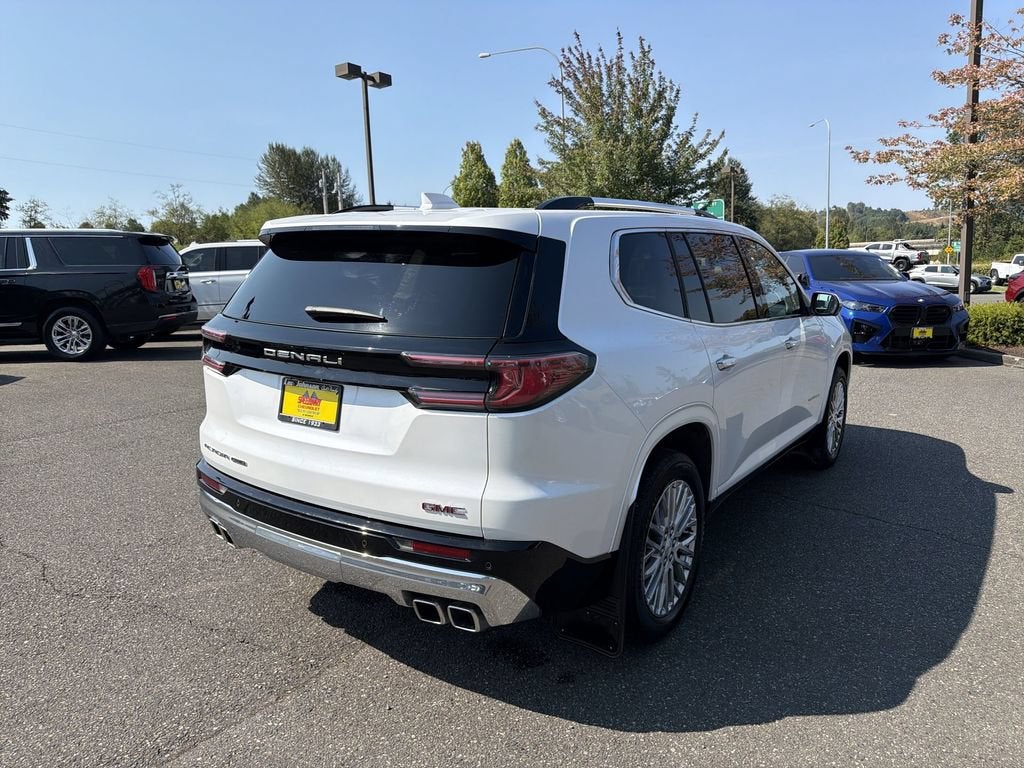 2024 GMC Acadia Denali
