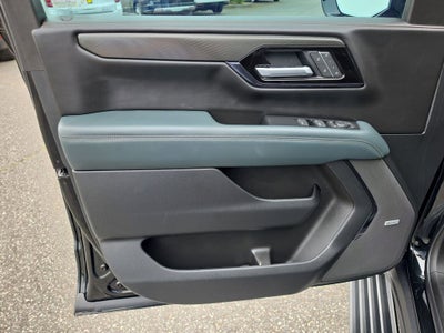 2025 GMC Yukon AT4
