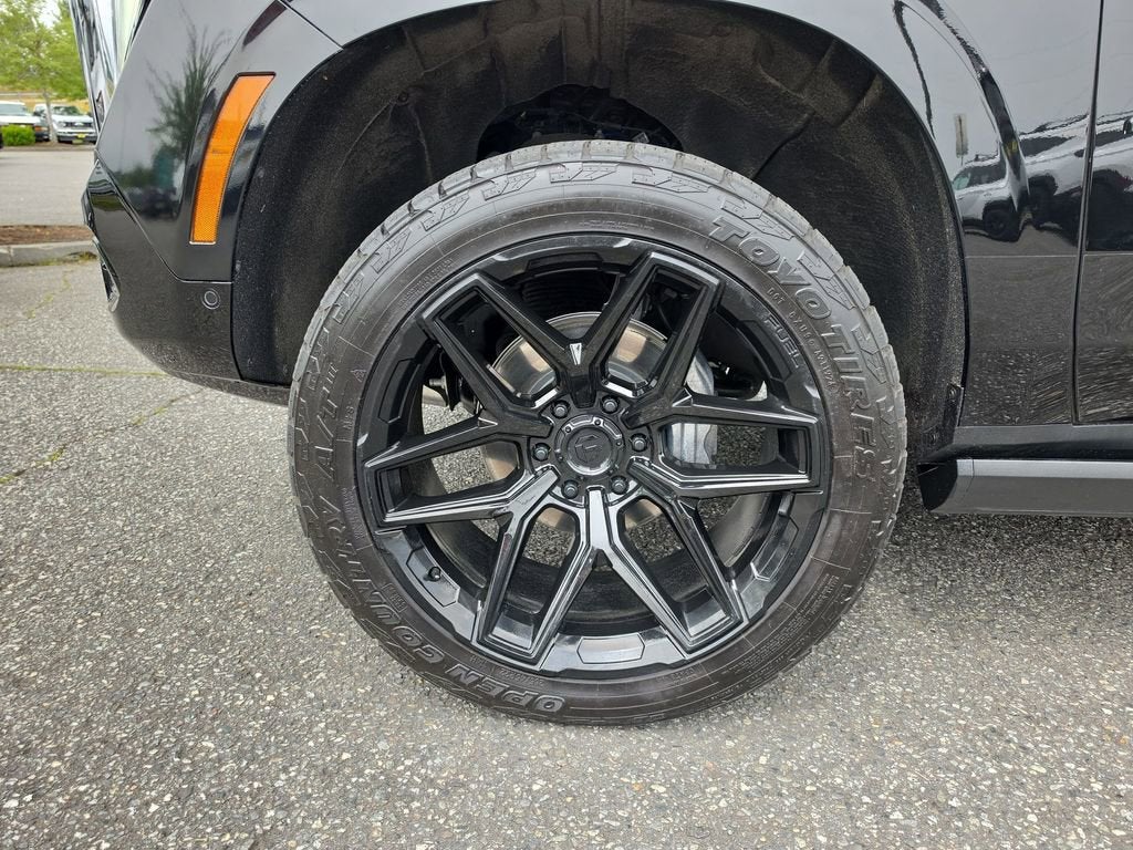 2025 GMC Yukon AT4
