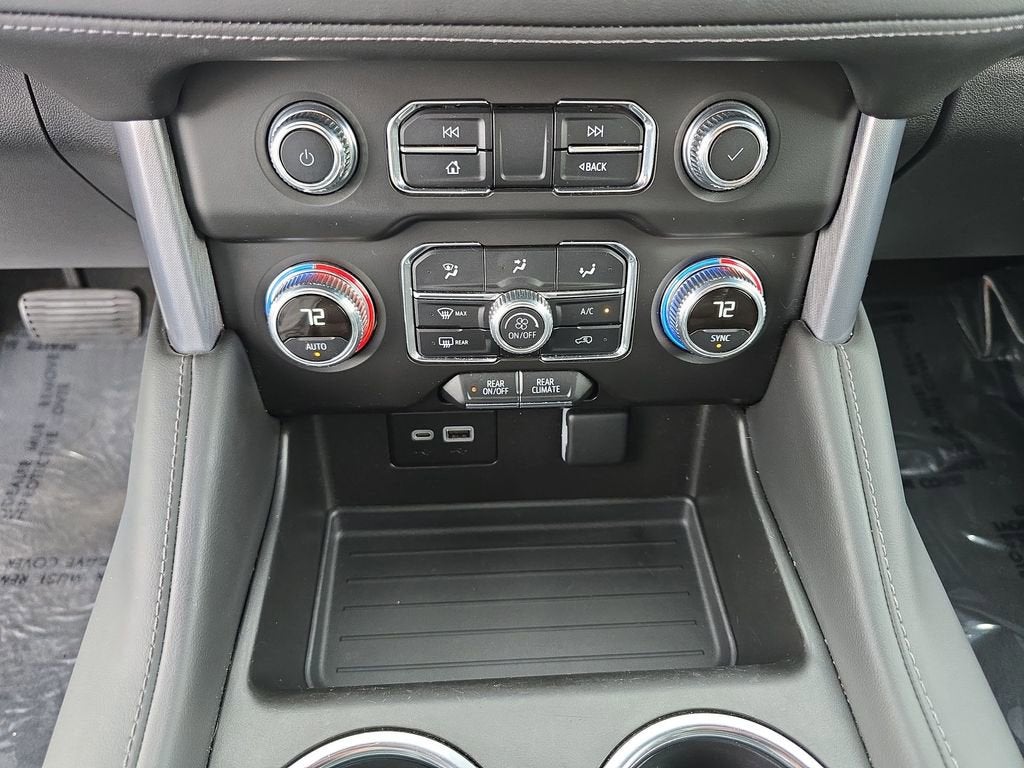 2024 GMC Yukon XL SLE