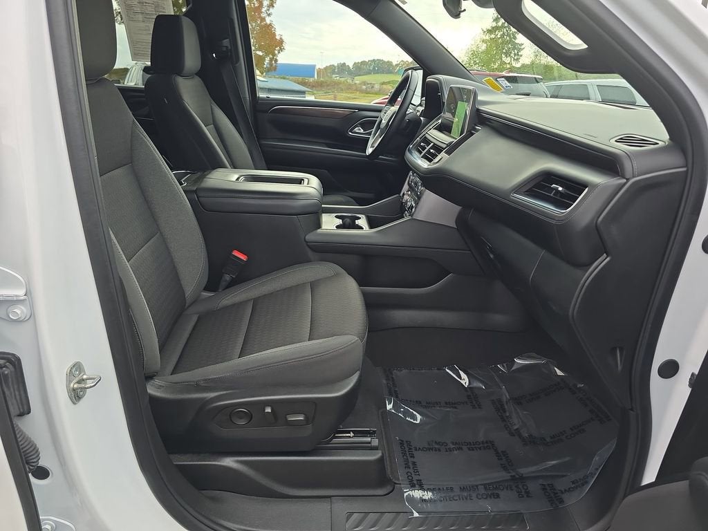 2024 GMC Yukon XL SLE