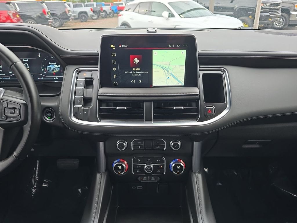 2024 GMC Yukon XL SLE