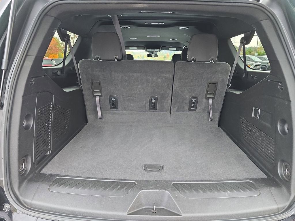 2024 GMC Yukon XL SLE