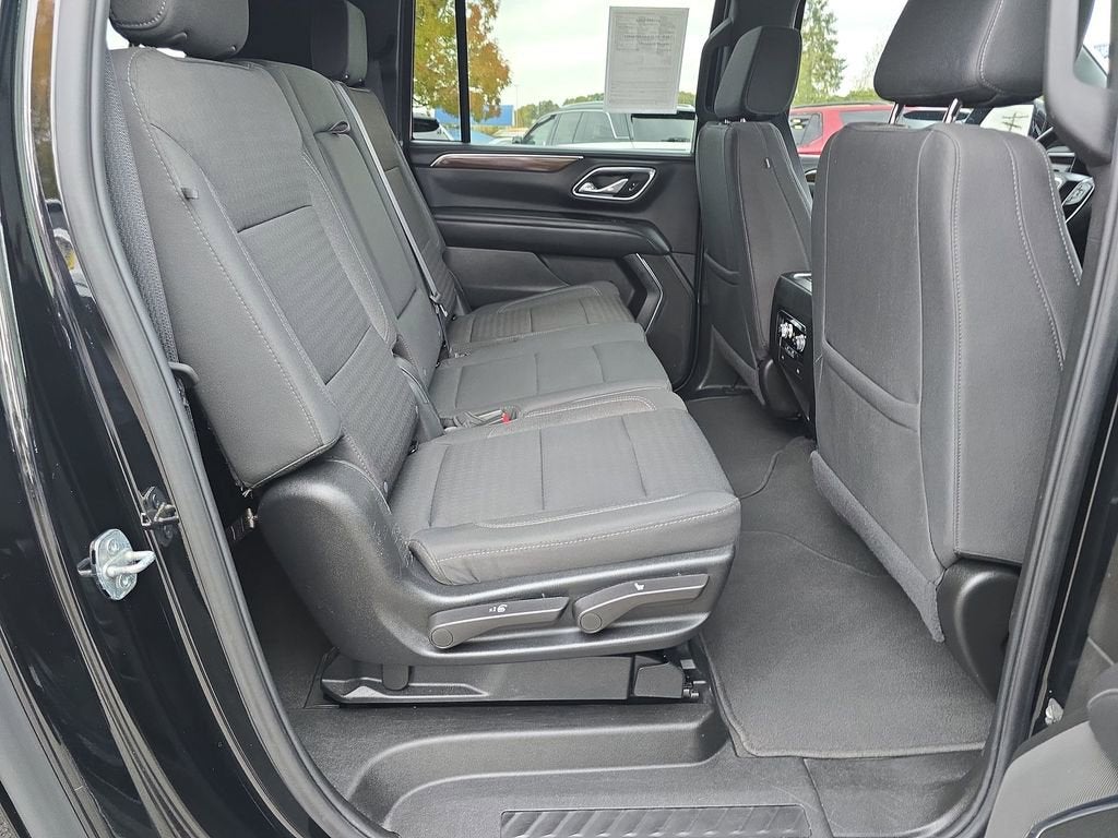 2024 GMC Yukon XL SLE