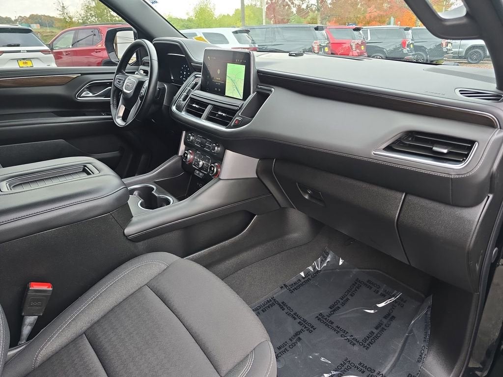 2024 GMC Yukon XL SLE