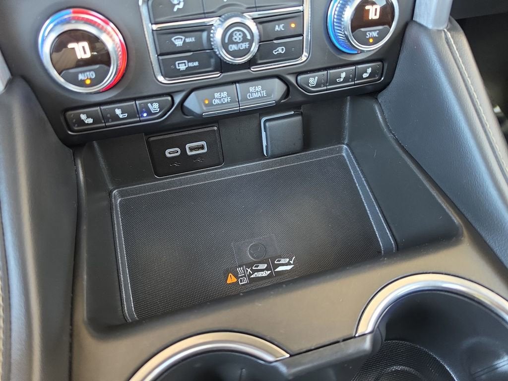 2024 GMC Yukon XL SLT