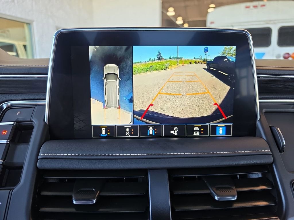 2024 GMC Yukon XL SLT