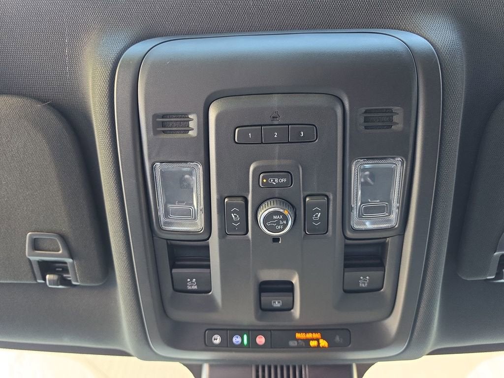 2024 GMC Yukon XL SLT