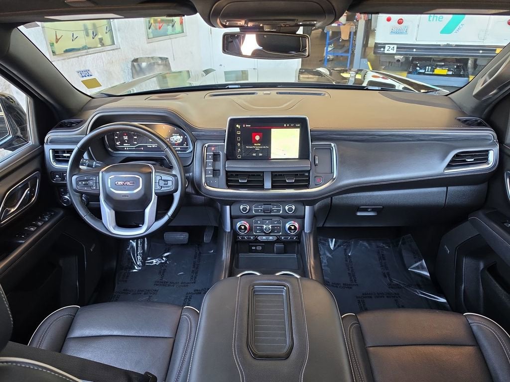 2024 GMC Yukon XL SLT