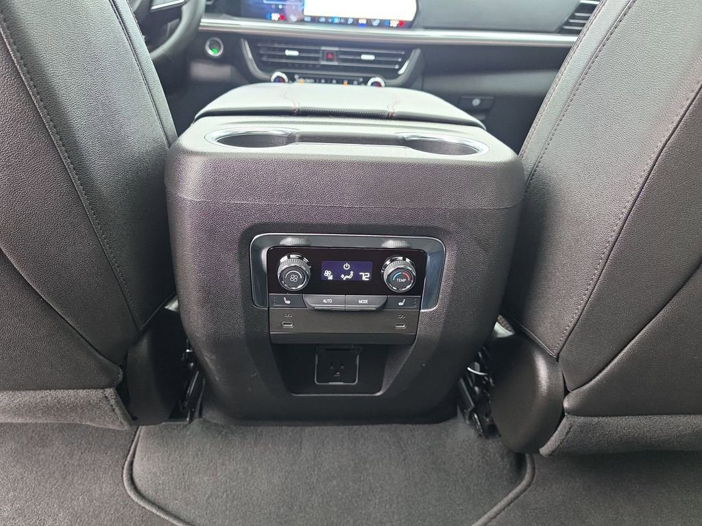 2025 Chevrolet Tahoe RST