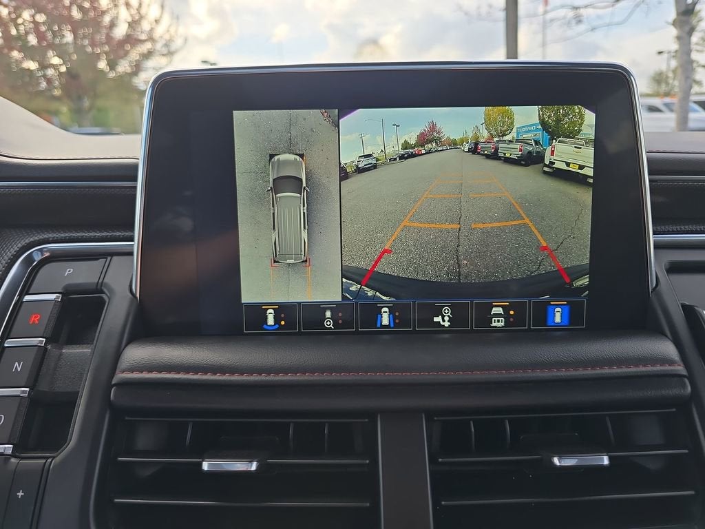 2024 Chevrolet Suburban RST