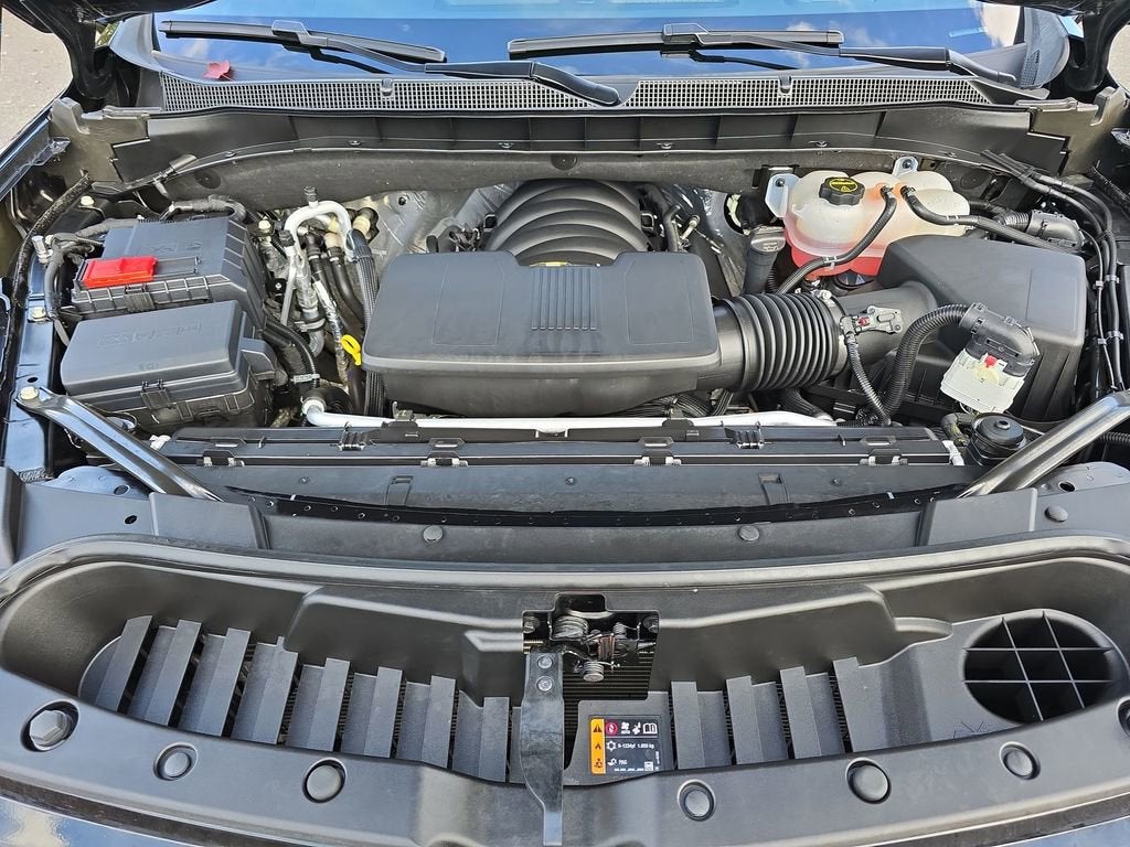 2024 Chevrolet Suburban RST