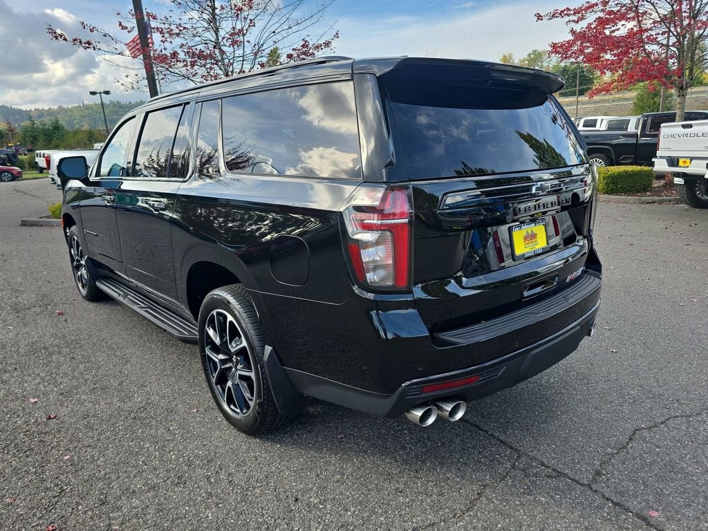 2024 Chevrolet Suburban RST