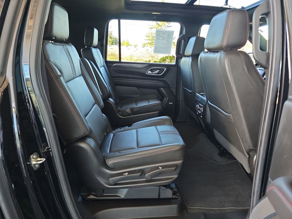 2022 Chevrolet Suburban RST