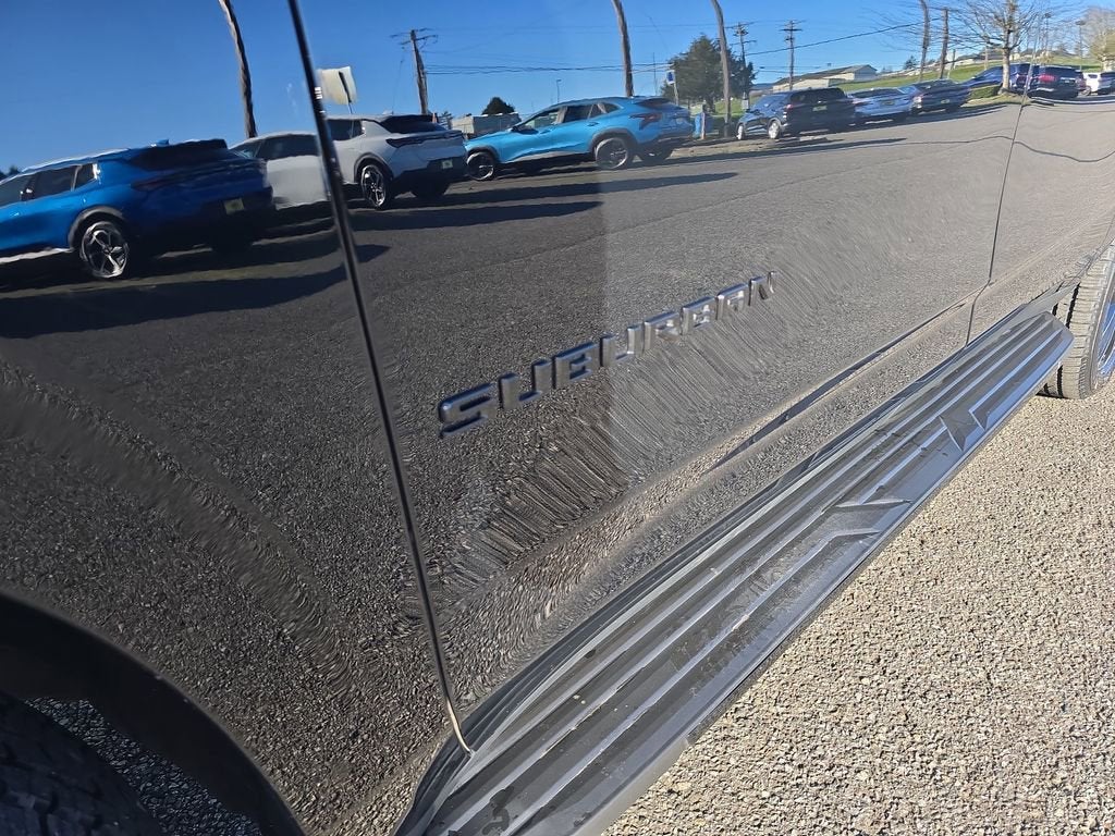 2022 Chevrolet Suburban RST