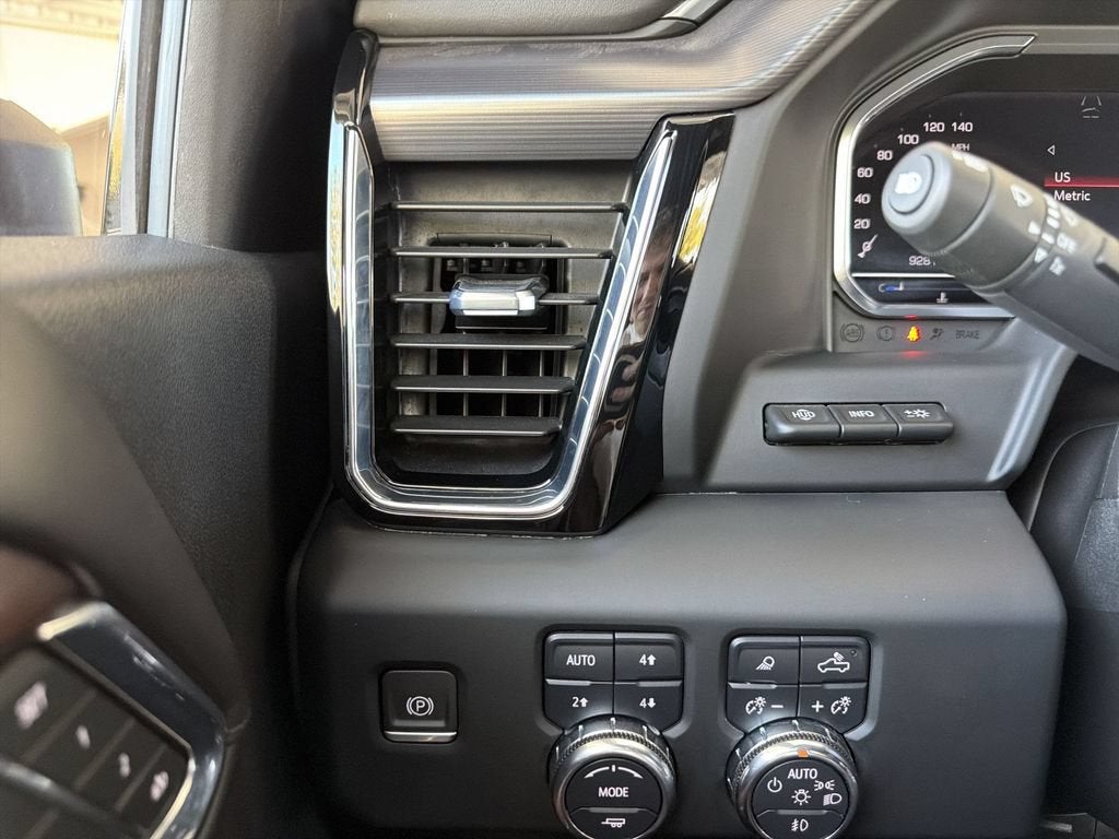 2024 GMC Sierra 3500 HD Denali Ultimate DRW