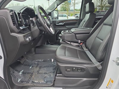 2025 GMC Sierra 3500 HD SLT