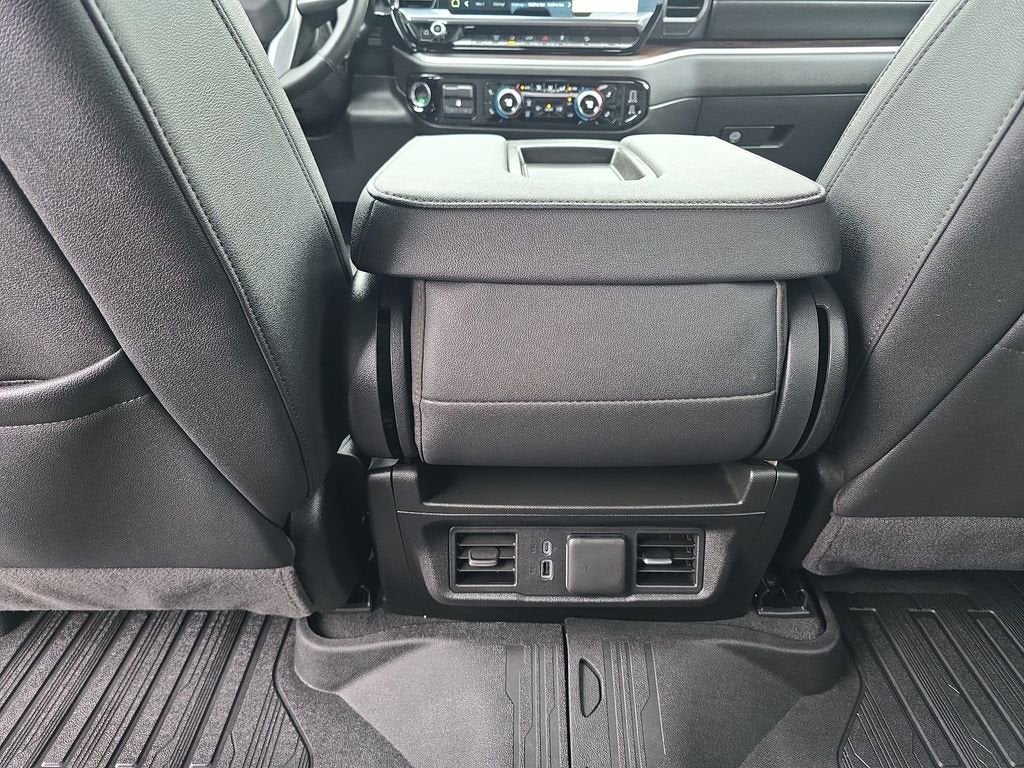 2025 GMC Sierra 3500 HD SLT