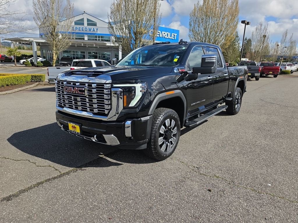 2025 GMC Sierra 3500 HD Denali