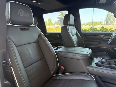 2025 GMC Sierra 2500 HD AT4X