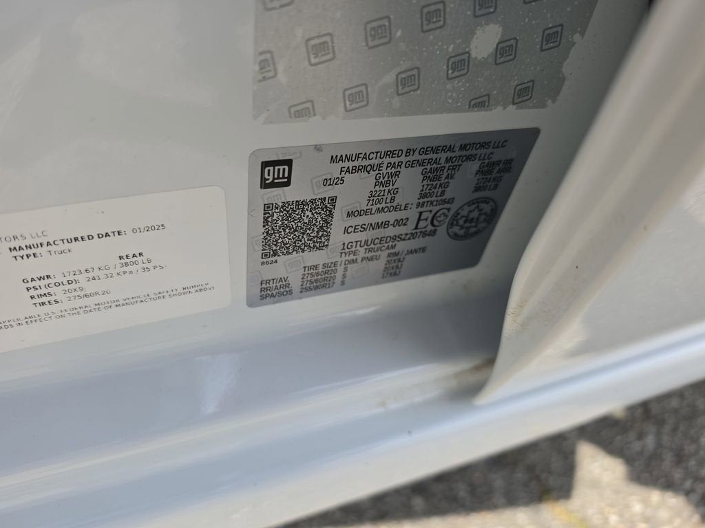 2025 GMC Sierra 1500 Elevation