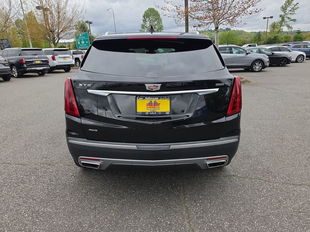 2022 Cadillac XT5 Premium Luxury