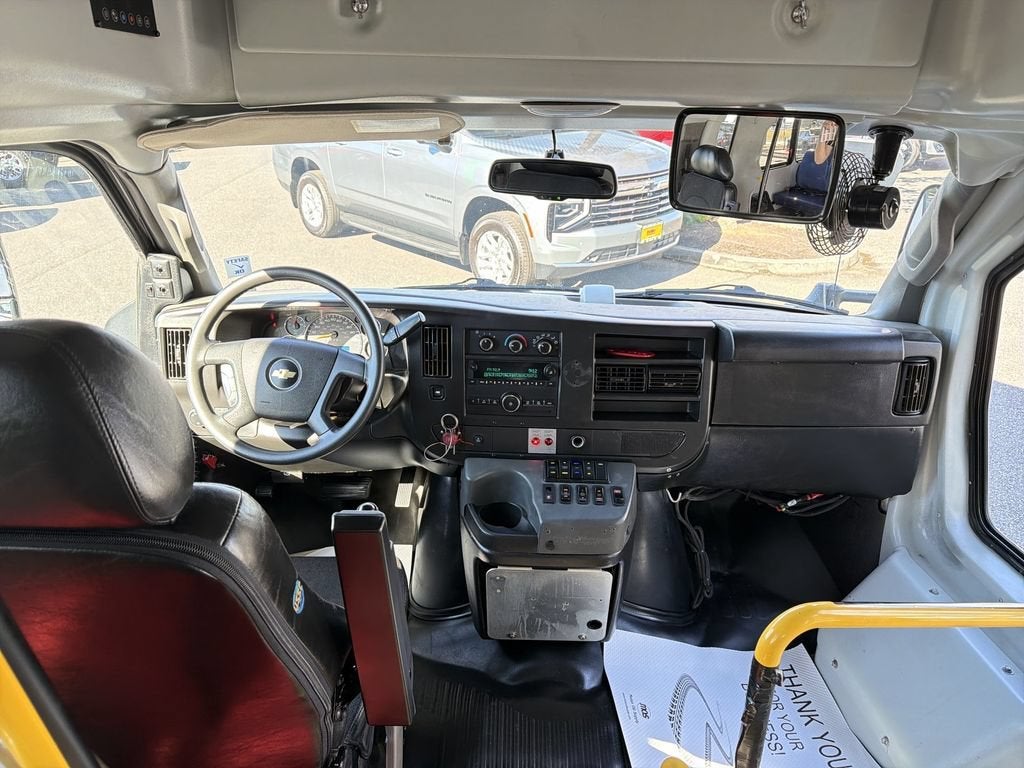 2020 Chevrolet Express Cutaway 4500 4500 Van