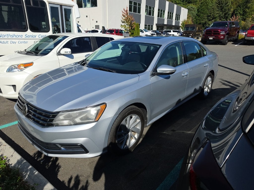 2018 Volkswagen Passat 2.0T SE