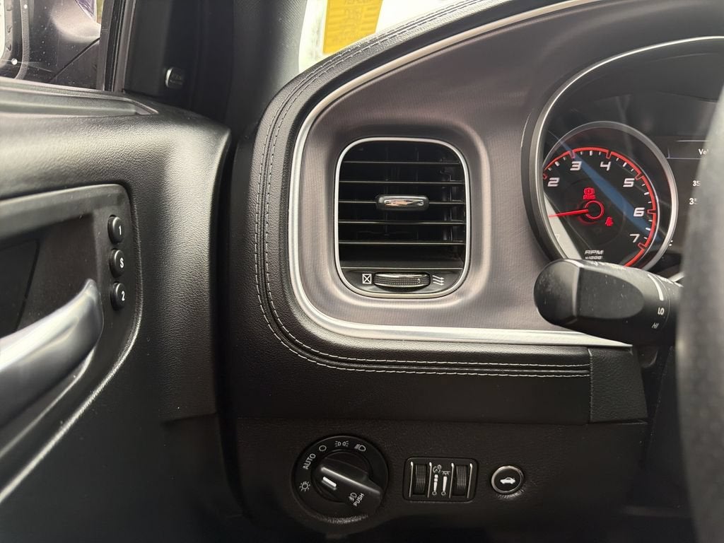 2019 Dodge Charger SXT