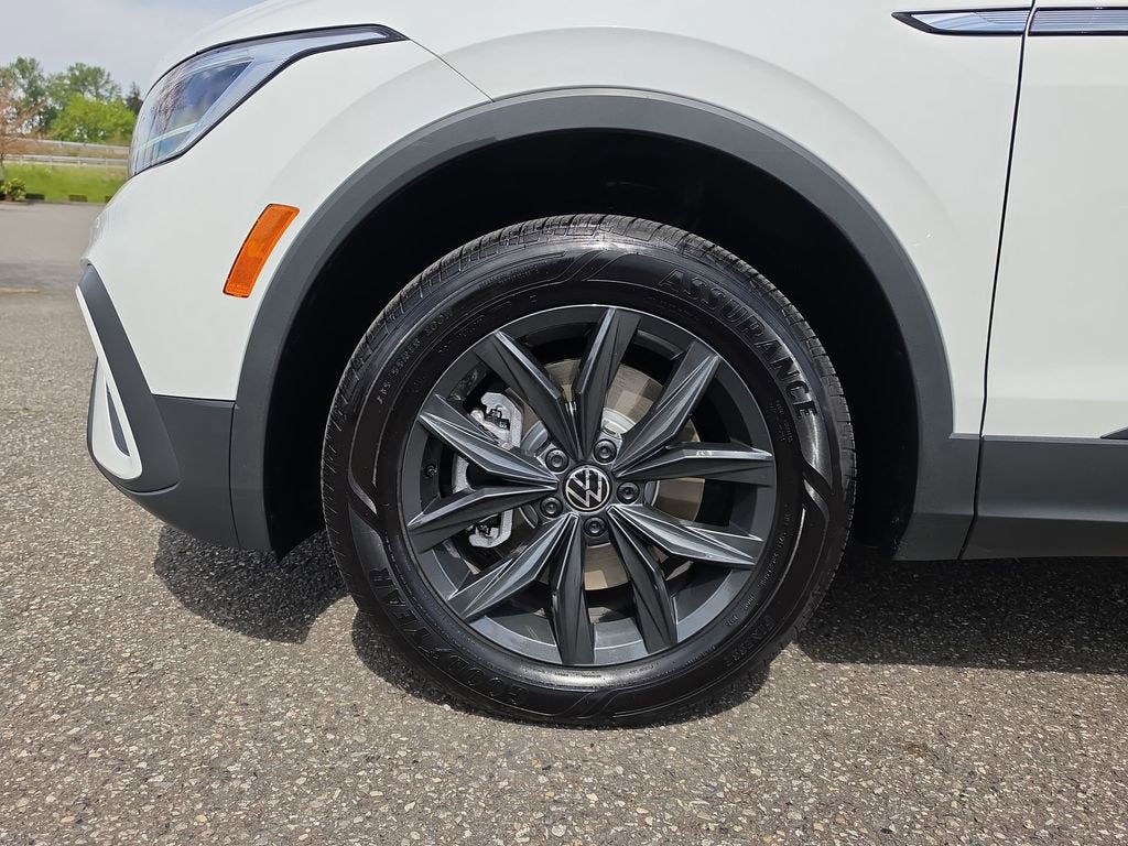 2024 Volkswagen Tiguan 2.0T SE
