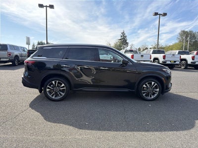 2025 INFINITI QX60 LUXE