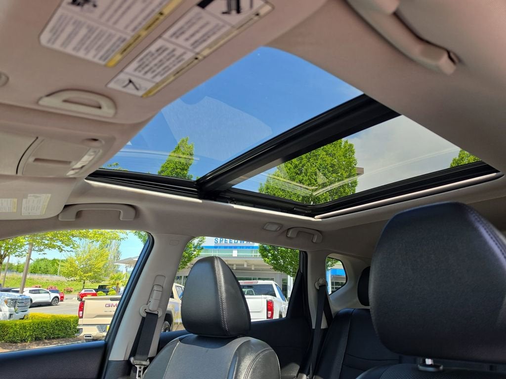 2015 Nissan Rogue SL