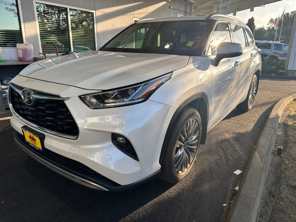 2021 Toyota Highlander Platinum